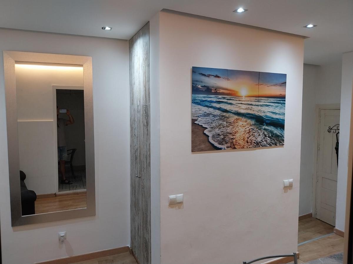 Centrico Apartamento Con Patio Madrid Dış mekan fotoğraf