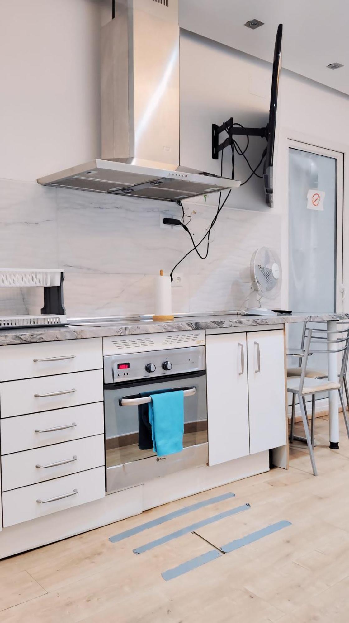 Centrico Apartamento Con Patio Madrid Dış mekan fotoğraf